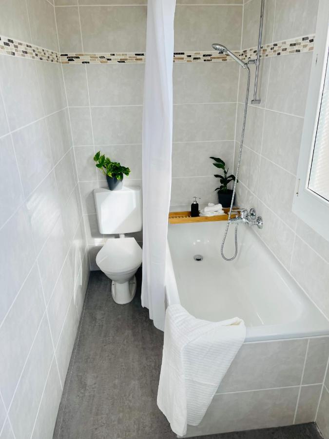 -The Urbanist- Lakeview Free Parking 2Bd Fast Wifi Oberhofen Luaran gambar